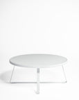 Flat spisebord rundt Ø175cm i hvid fra de elegante loungemøbler fra Gitz Design og Gandia Blasco