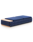 LAN Daybed Dobbelt i indigo uld med lysegrå broderi og egetræsbund – designet af Neri & Hu for GAN