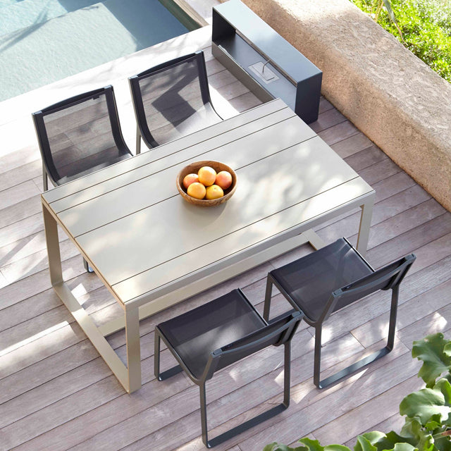 Udendørsmøbler fra serien Flat Textil er perfekt til indretning udenfor