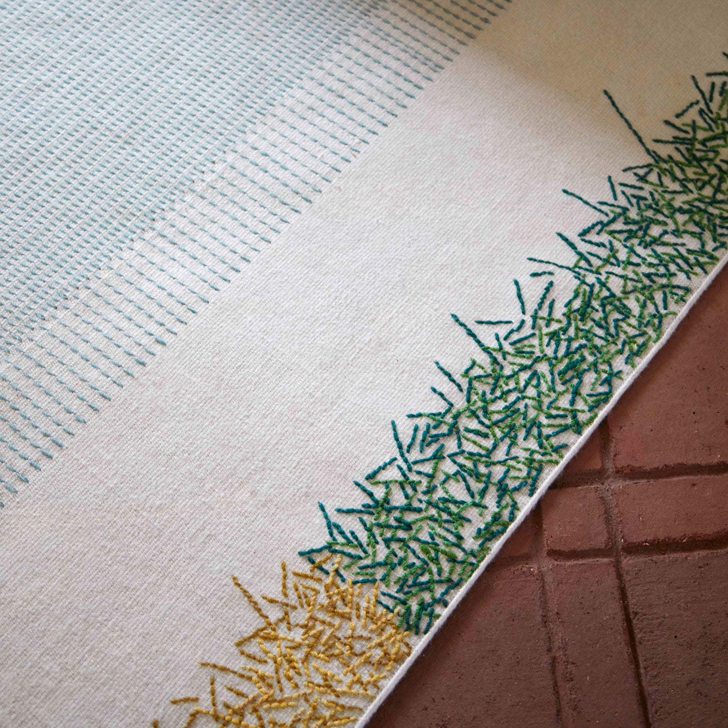 BACKSTITCH Calm Tæppe