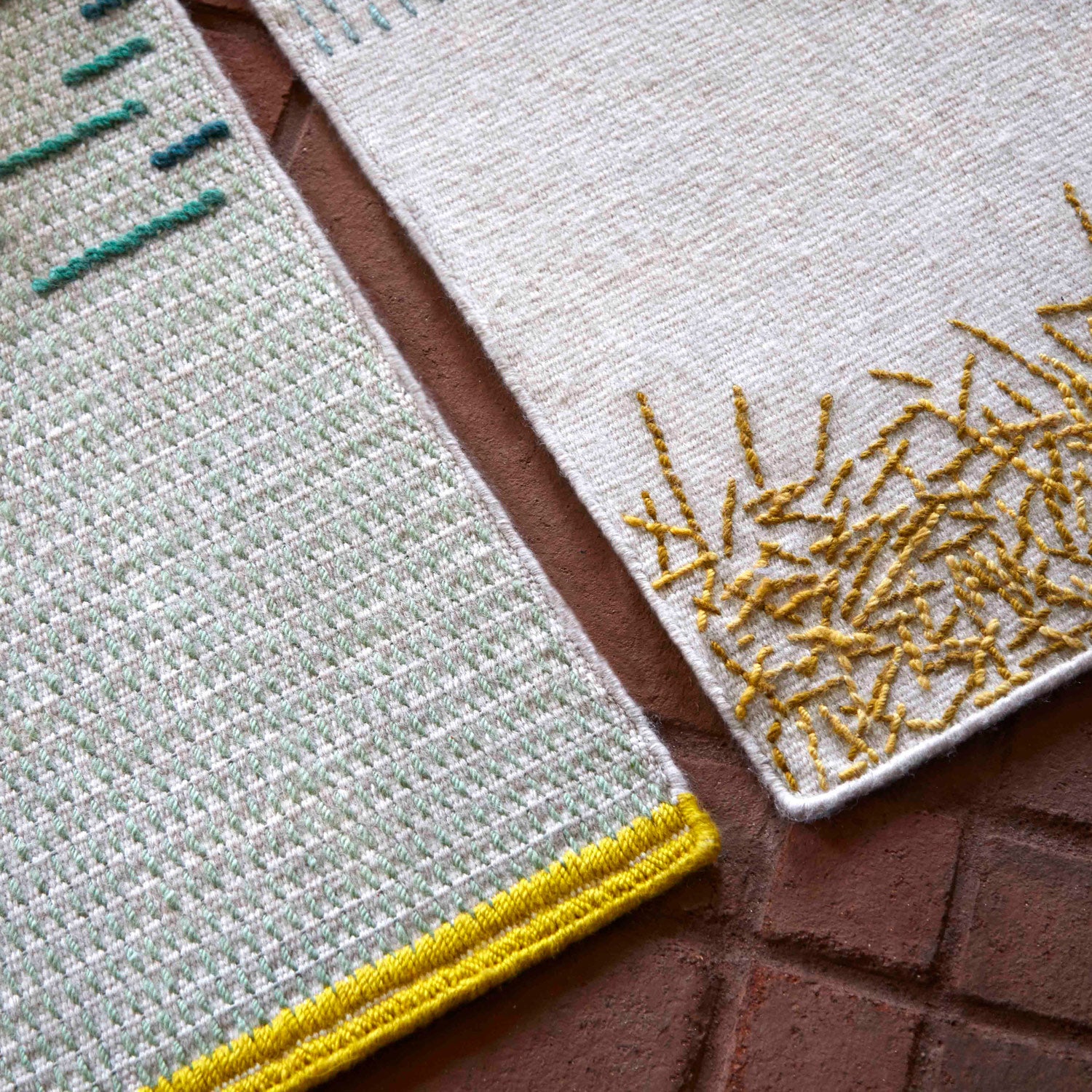 BACKSTITCH Calm Tæppe
