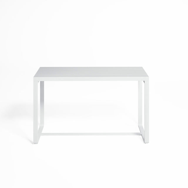 Flat barbord 180cm i hvid fra loungemøbler der sælges af Gitz Design og Gandia Blasco
